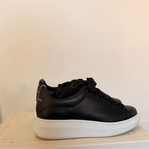 Alexander McQueen Shoes - Alexander McQueen Black and White Sneakers